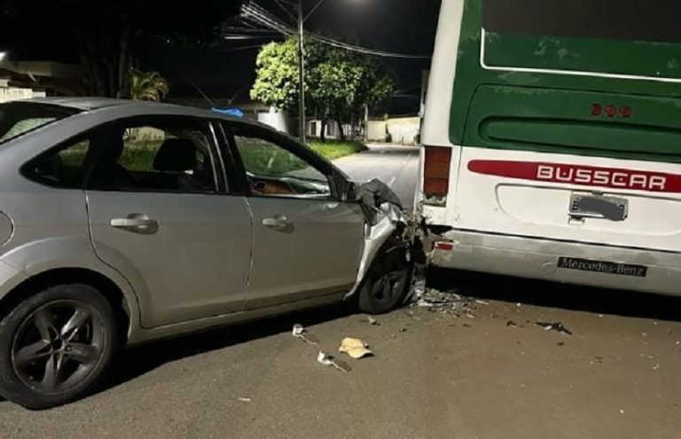 CATALÃO: MULHER É SOCORRIDA EM ESTADO GRAVE APÓS COLISÃO EM ÔNIBUS ESTACIONADO