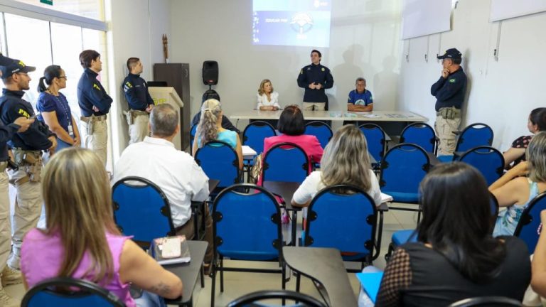 POLÍCIA RODOVIÁRIA FEDERAL LANÇA EM CATALÃO, PROJETO DE EDUCAÇÃO NO TRÂNSITO PARA 700 CRIANÇAS DA REGIÃO SUDESTE DE GOIÁS