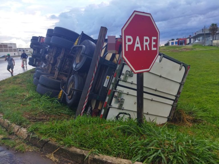 FERIADO DA SEMANA SANTA REGISTRA AUMENTO NO FLUXO DE VEÍCULOS E ACIDENTES EM CATALÃO