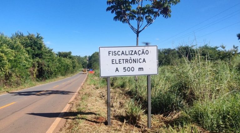 GOINFRA INICIA INSTALAÇÃO DE LOMBADAS ELETRÔNICAS NA BAIXADA DO ALAMBIQUE, TRECHO MAIS PERIGOSO DA GO-330 ENTRE CATALÃO E OUVIDOR