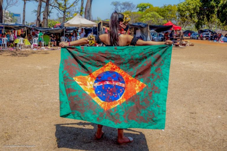 NA CELEBRAÇÃO DO DIA DOS POVOS INDÍGENAS, FOTÓGRAFO LUCAS MACHADO CONTOU SUA EXPERIÊNCIA DE FOTOGRAFAR OS POVOS ORIGINÁRIOS