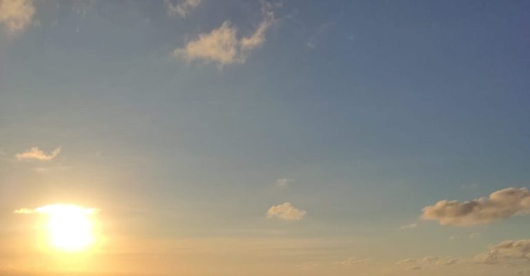 EM CATALÃO E NAS DEMAIS REGIÕES DE GOIÁS, FINAL DE SEMANA SERÁ QUENTE E ENSOLARADO