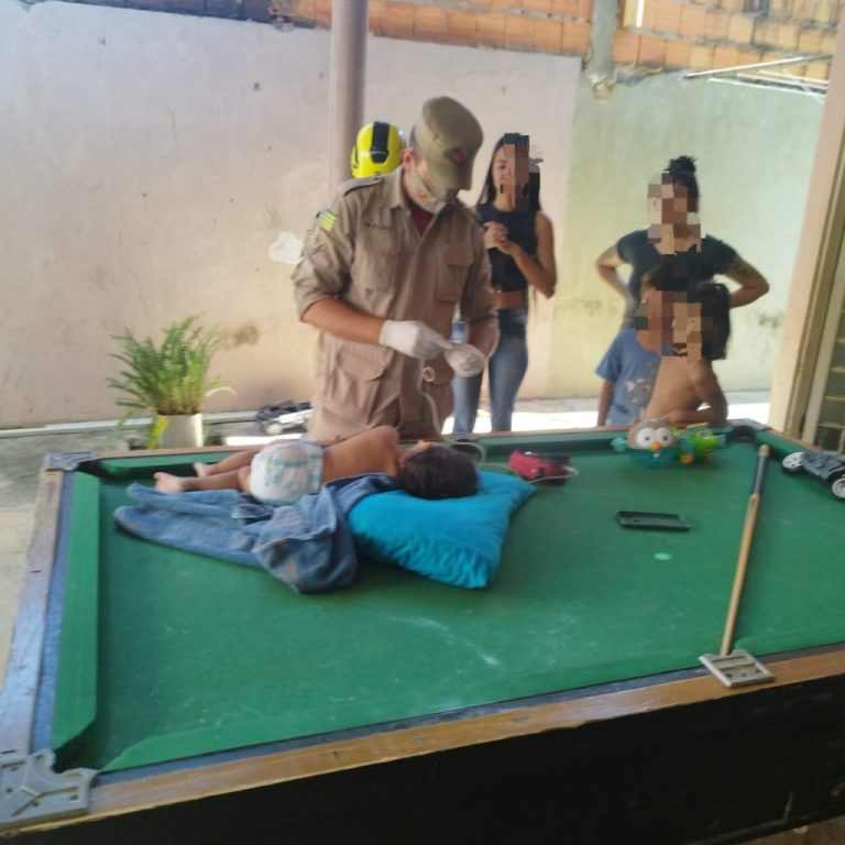 BEBÊ DE UM ANO É RESGATADO APÓS CAIR EM PISCINA DE RESIDÊNCIA EM LUZIÂNIA