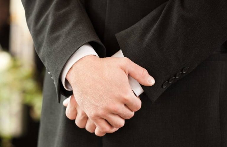 OPORTUNIDADE: CONTRATA-SE AGENTE FUNERÁRIO