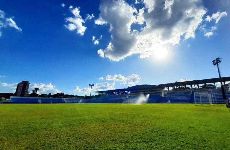 CRAC DE CATALÃO BUSCA MANTER A INVENCIBILIDADE CONTRA A FERROVIÁRIA NO BRASILEIRÃO SÉRIE D