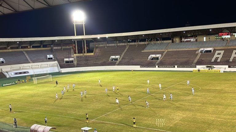 CRAC DE CATALÃO SEGUE SEM VENCER NO BRASILEIRÃO SÉRIE D, MAS CONQUISTA PONTO EM EMPATE COM A FERROVIÁRIA-SP