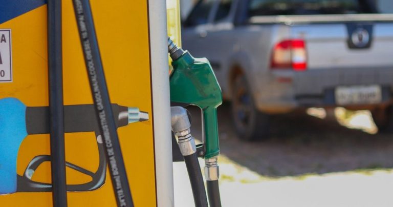 PREÇO DA GASOLINA E DO ETANOL SUBIRÃO A PARTIR DO DIA 1º JULHO COM A RETOMADA DE IMPOSTOS FEDERAIS
