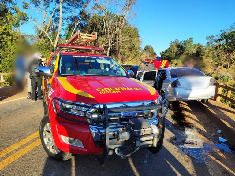 GRAVE ACIDENTE NA GO-330 ENTRE CATALÃO E OUVIDOR DEIXA SEIS PESSOAS FERIDAS