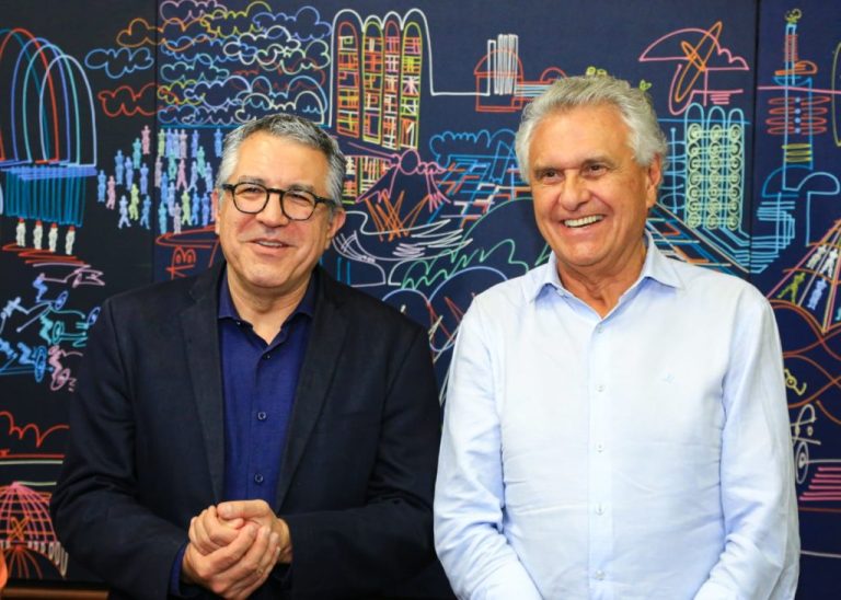 MINISTRO ALEXANDRE PADILHA DESTACA O CRESCIMENTO DE GOIÁS DURANTE VISITA AO GOVERNADOR CAIADO