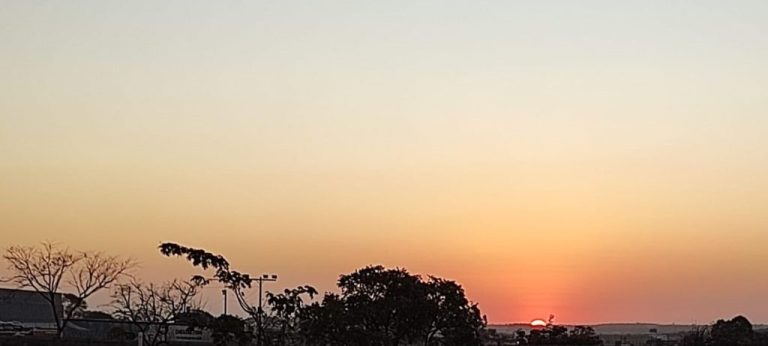 CATALÃO COMPLETA 60 DIAS DE ESTIAGEM, MAS PREVISÃO INDICA DIAS NUBLADOS COM POSSIBILIDADE DE PANCADAS DE CHUVA NA PRÓXIMA SEMANA