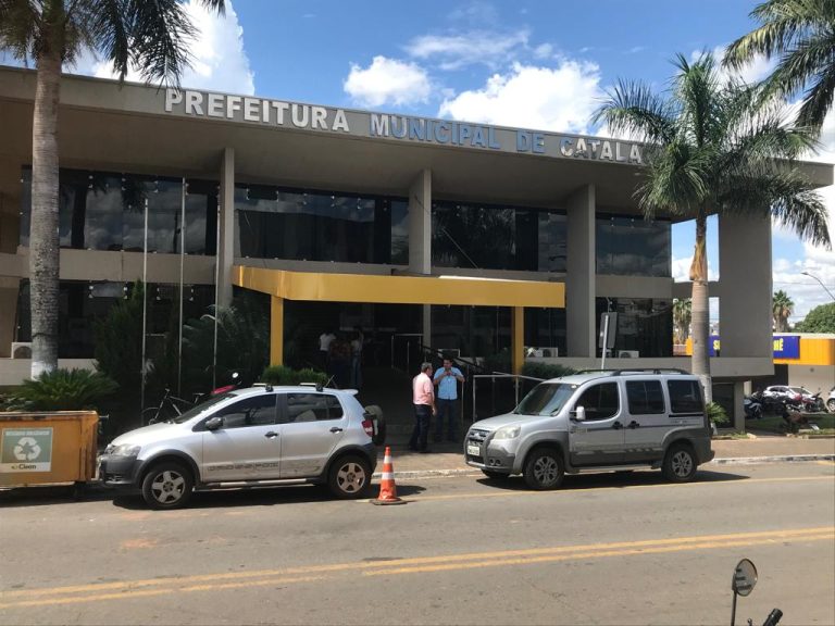 PREFEITURA DE CATALÃO ABRE CONCURSO PÚBLICO NA ÁREA DA EDUCAÇÃO COM 2.660 VAGAS ; MAIS DE 600 SERÃO PARA CONTRATAÇÃO IMEDIATA