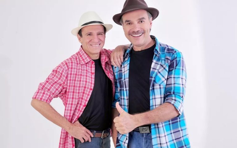 RISADAS GARANTIDAS: NILTON E TOM CARVALHO SE DESPEDEM DOS PALCOS NA CIDADE DE CATALÃO