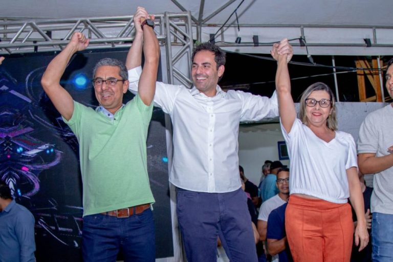 JAMIL CALIFE E ADIB ELIAS SE JUNTARAM À COMUNIDADE DE ANHANGUERA PARA CELEBRA OS 50 ANOS DO PREFEITO MARCELO PAIVA
