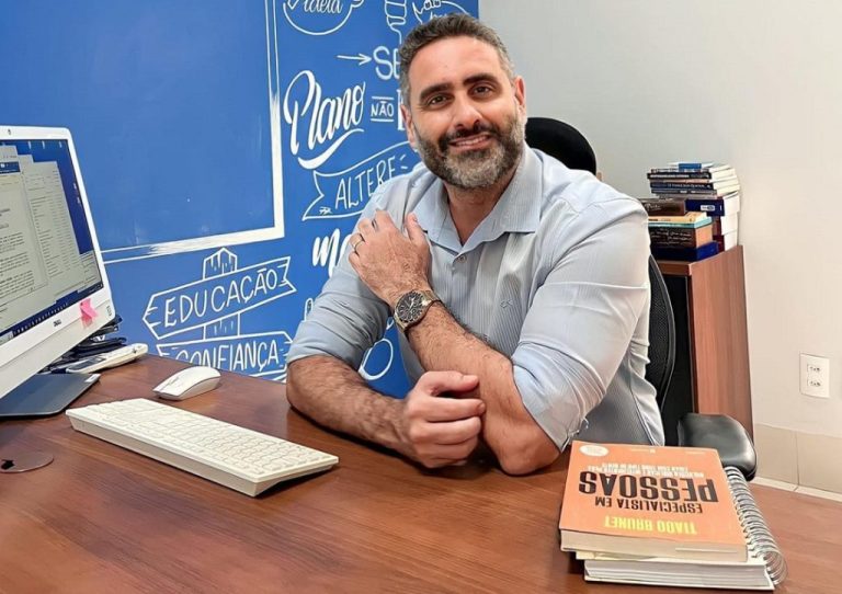 MARCELO CORDEIRO, VICE-PRESIDENTE DO CONSELHO DE CONTABILIDADE, ORIENTA MEIs SOBRE PAGAMENTO DAS DAS