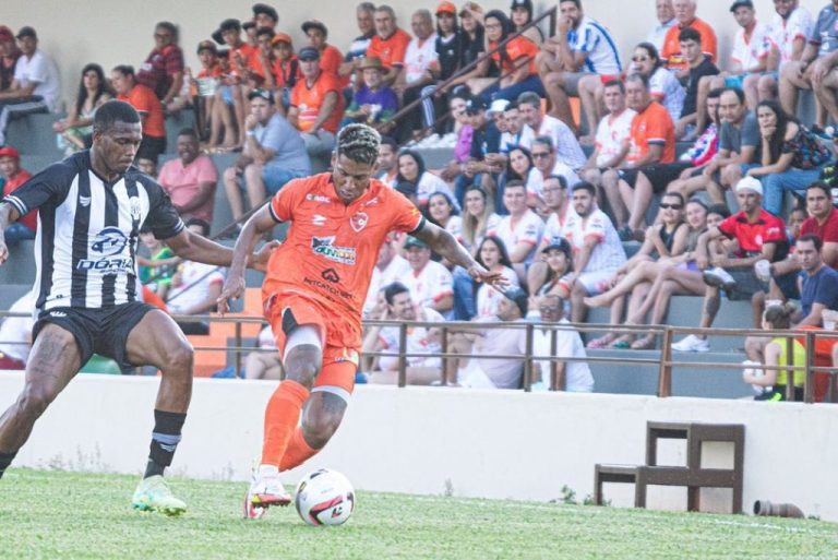 ABECAT OUVIDORENSE VENCE MAIS UMA E MANTÉM 100% DE APROVEITAMENTO NO CAMPEONATO GOIANO DA TERCEIRA DIVISÃO