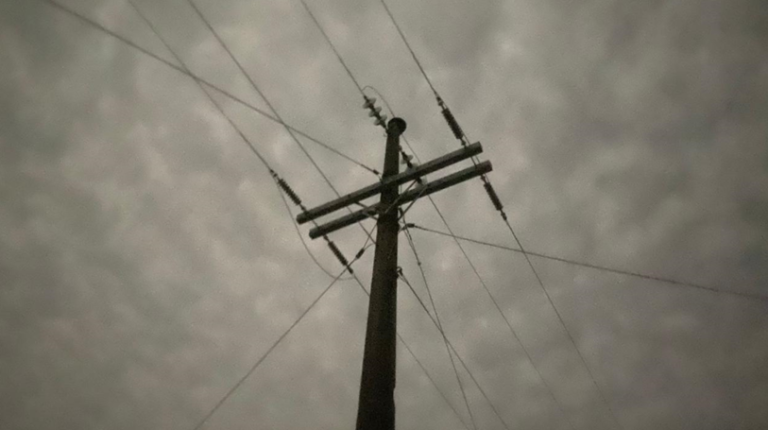 COMUNIDADES RURAIS DE OUVIDOR E DISTRITO DE SANTO ANTÔNIO DO RIO VERDE FICARAM TRÊS DIAS SEM ENERGIA ELÉTRICA