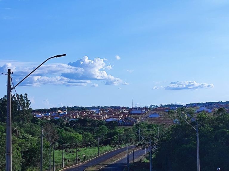 FORNECIMENTO DE ENERGIA FOI RESTABELECIDO NO BAIRRO ALVINO ALBINO APÓS DOIS DIAS DE INTERRUPÇÃO; VEJA O QUE DISSE A EQUATORIAL