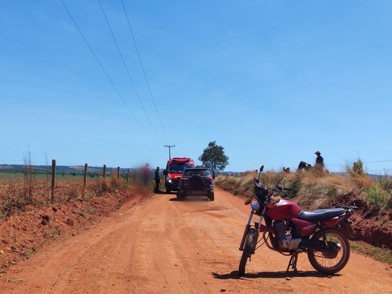 ACIDENTE NA ZONA RURAL DE CATALÃO DEIXA MOTOCICLISTA FERIDO