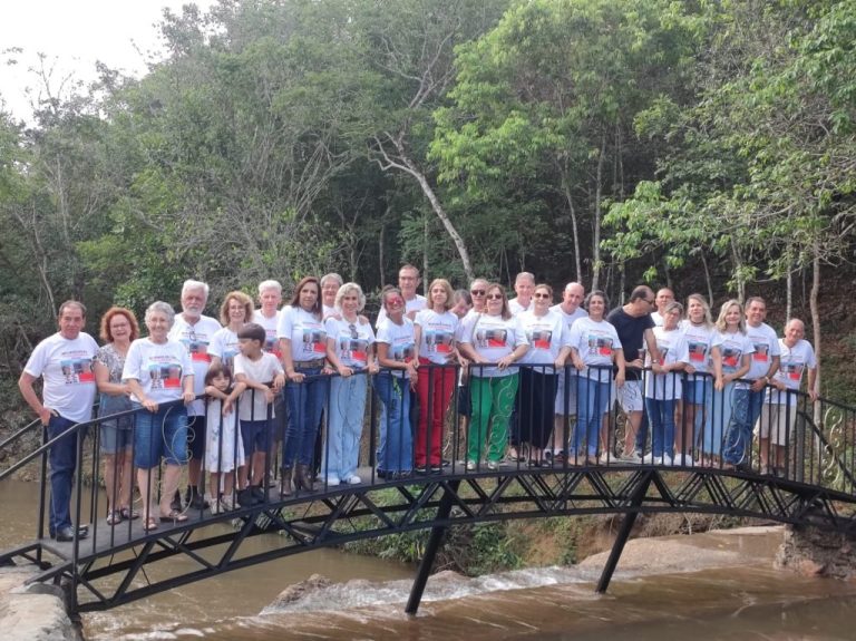 EMOÇÃO E NOSTALGIA: EX-FUNCIONÁRIOS DO EXTINTO BEG DE CATALÃO SE REUNIRAM NO PRIMEIRO ENCONTRO DOS BEGUIANOS