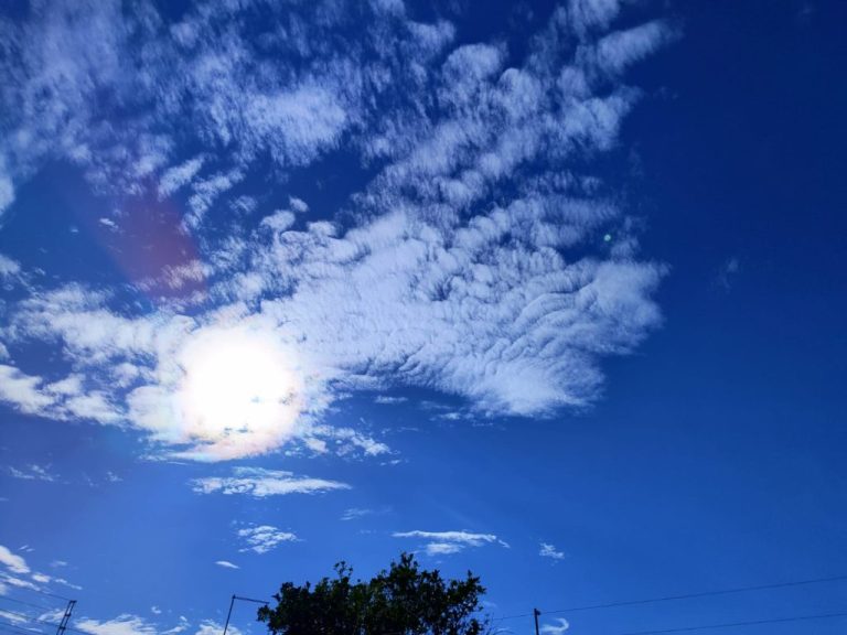 SEMANA COMEÇA COM SOL E MUITO CALOR, MAS COM BOA NOTÍCIA QUE AS CHUVAS ESTÃO A CAMINHO
