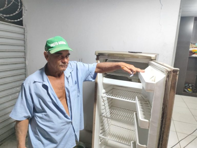 Badiinho quer ajuda da população de Catalão para conseguir uma geladeira para o Senhor Celestino