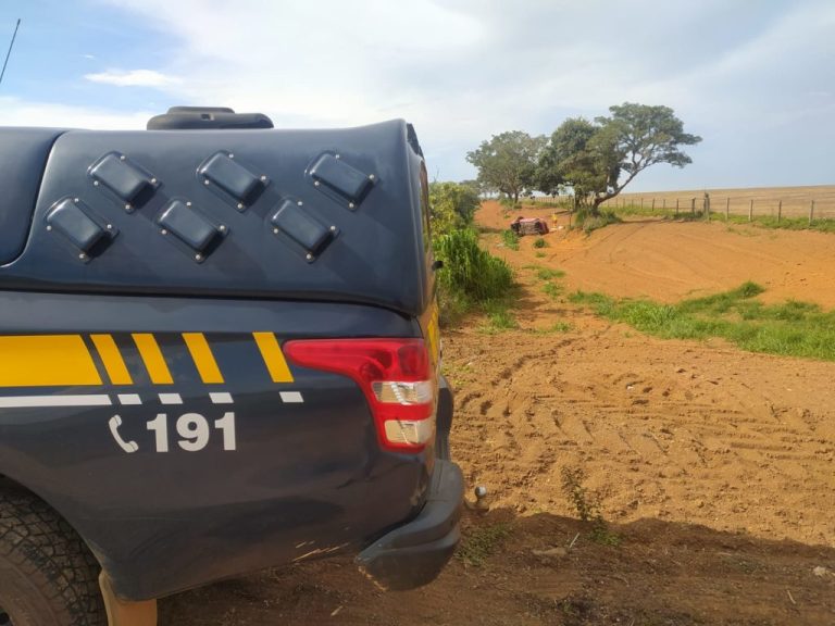 Destaques negativos do final de semana na região incluíram trágicos acidentes, resultando na morte de uma mãe e seu filho na BR-050