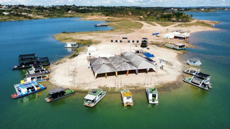 Três Ranchos realiza 1º Encontro Náutico com shows e diversão na Ilha Morro da Carroça