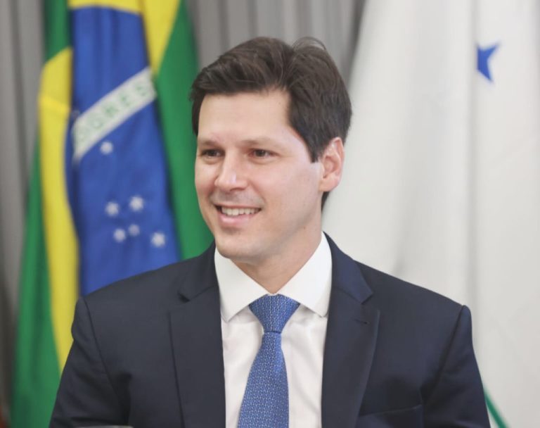 Daniel Vilela participa do anúncio de investimentos na John Deere e lança a pré-candidatura de Velomar Rios em Catalão