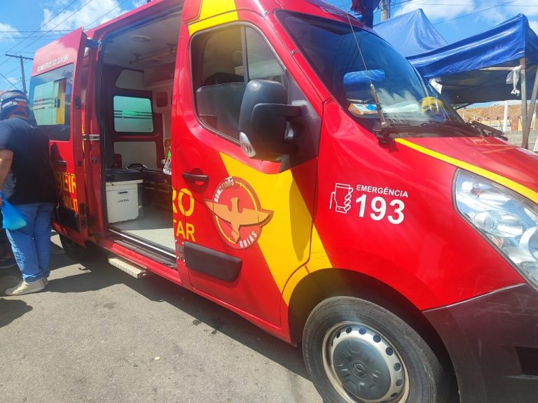 Violência em Catalão: Casal de irmãos foram esfaqueados após confusão em bar próximo à Praça Duque de Caxias