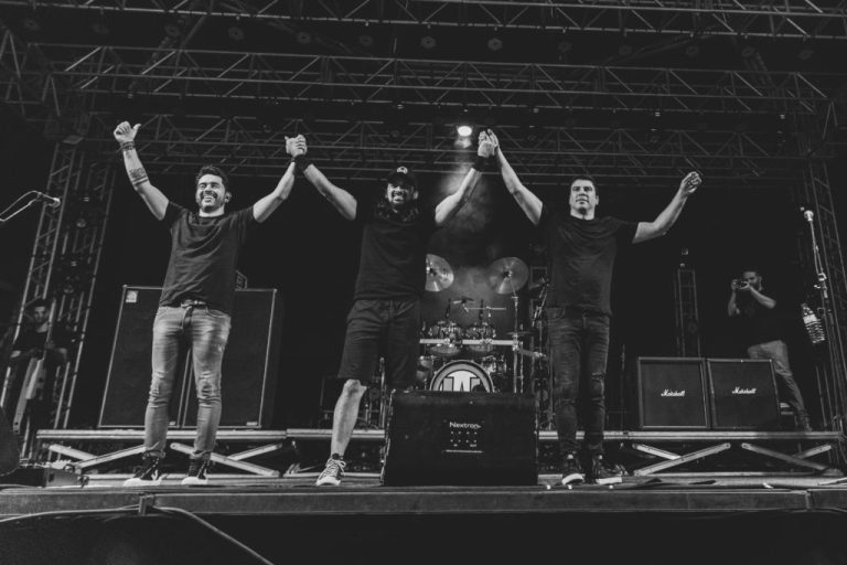 Para uma viagem no tempo aos anos 80 e 90, Catalão vai receber um show de flashback com a banda Liga Joe e diversas atrações