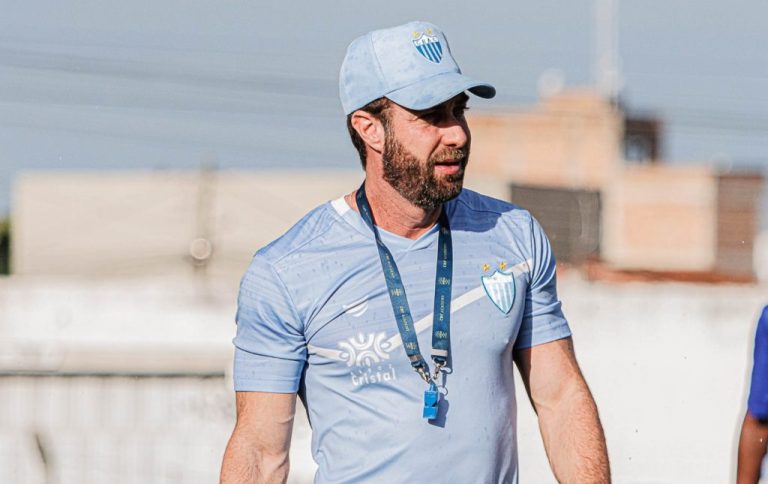 CRAC de Catalão demite Paulo Massaro e Contrata Alexandre Lopes como novo técnico