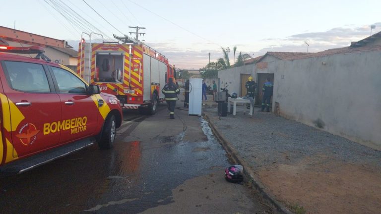 Discussão de casal termina com casa incendiada