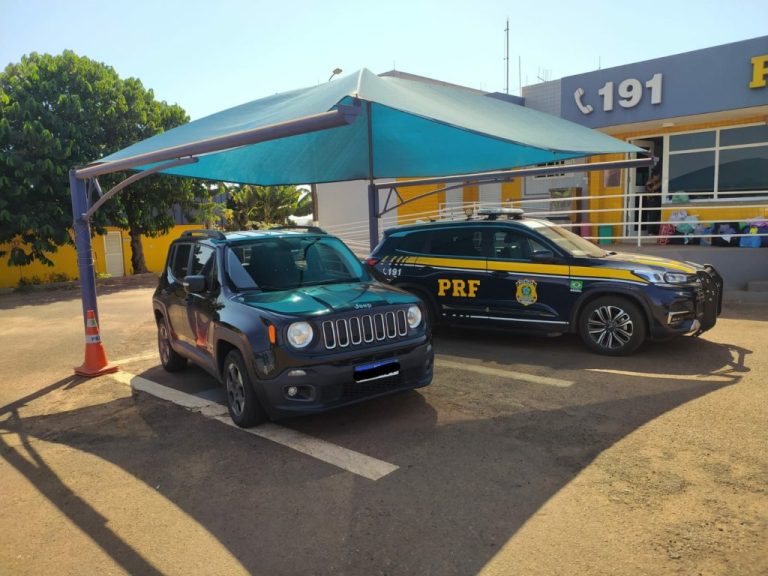 Fiscalização na BR-050 levou à apreensão de veículo com mandado judicial e motorista irregular