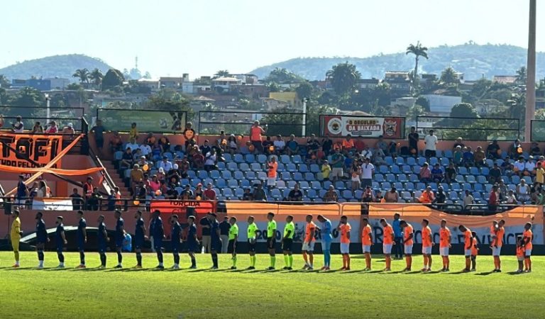 Nova Iguaçu-RJ conseguiu a classificação ao empatar com o CRAC de Catalão