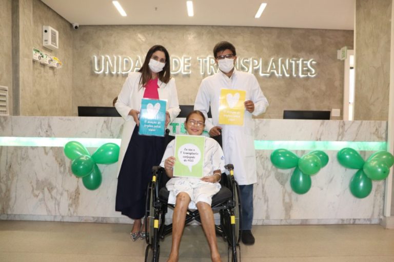 Primeira paciente a passar por transplante de rim e pâncreas na rede pública de Goiás recebe alta no HGG