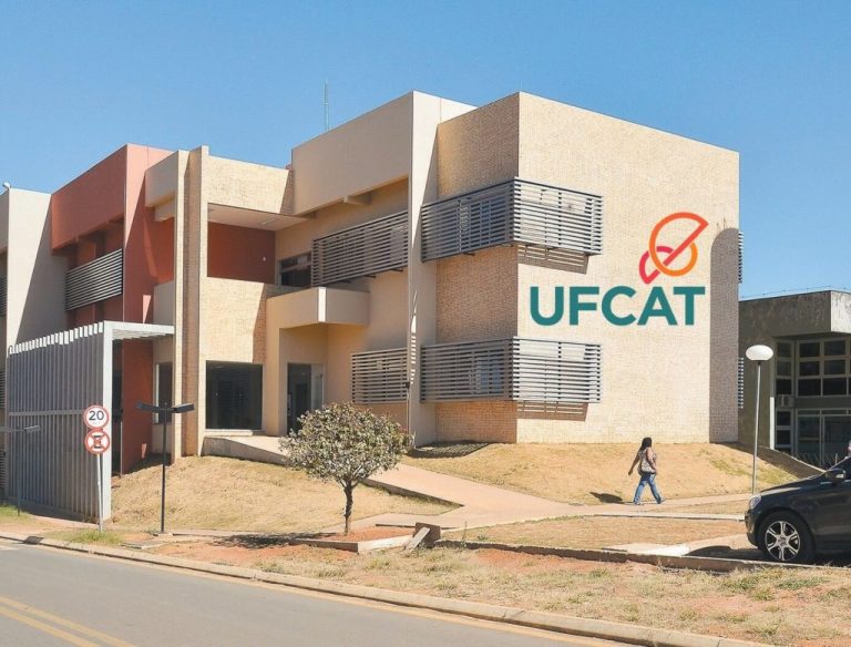 UFCAT abre concurso público com 21 vagas para professores e salários de até R$ 5,6 mil