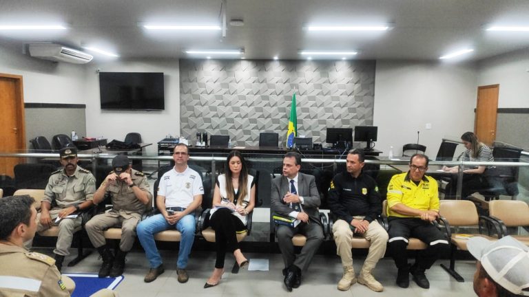 Candidatos de Catalão estão proibidos de realizar carreatas hoje; reunião entre MP, Justiça Eleitoral e forças de segurança traçaram estratégias para o dia da votação