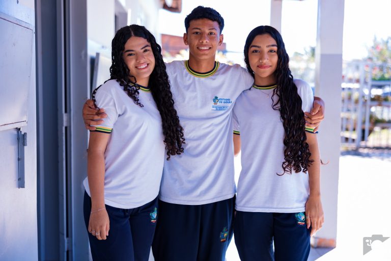 Governo de Goiás premiará estudantes que alcançarem bons resultados na Redação do Enem