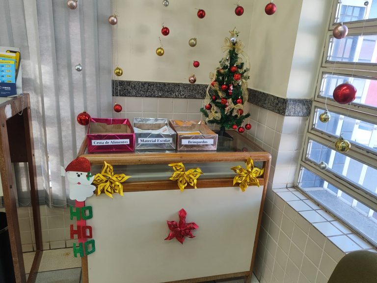 Adote uma cartinha do Papai Noel dos Correios de Catalão