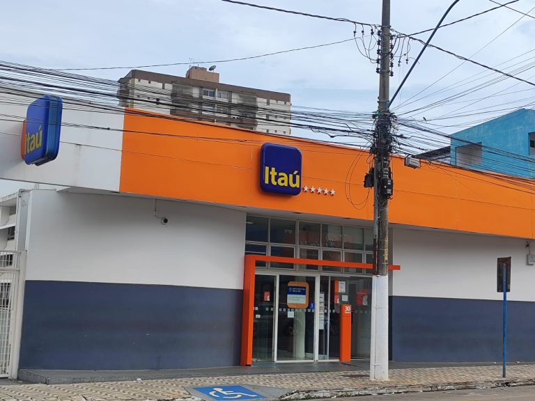 Catalão: Itaú vai fechar agência na Avenida 20 de Agosto