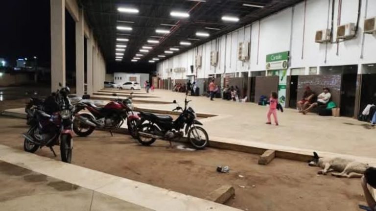 Rodoviária no Catalão Shopping gera insatisfação dos usuários