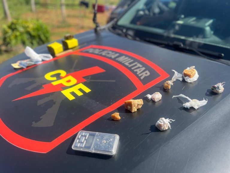 Dupla é detida com maconha e cocaína em operação do CPE em Ipameri