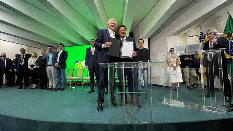 Adib Elias toma posse na Seinfra defendendo Daniel Vilela para o governo e Caiado presidente em 2026