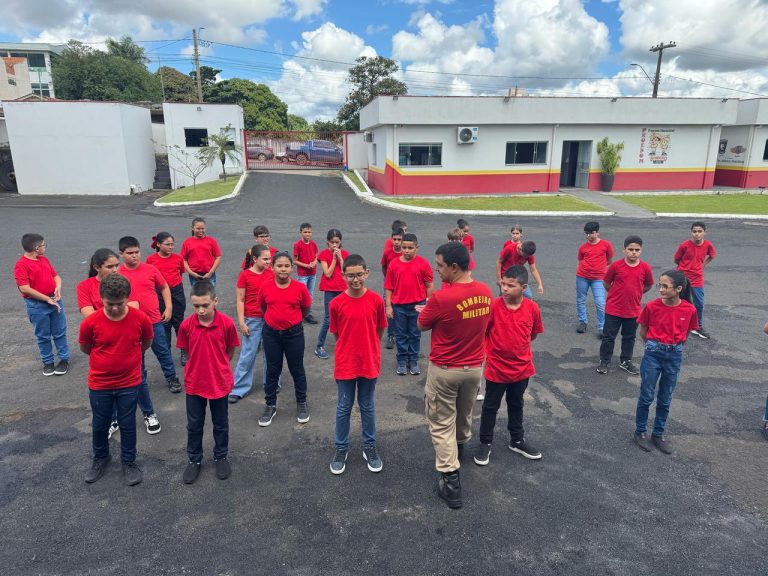 Projeto Bombeiro Mirim 2025 começa com 60 crianças em Catalão