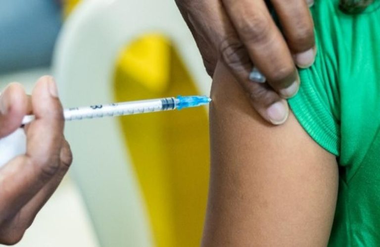 Catalão amplia vacinação contra HPV para adolescentes e jovens