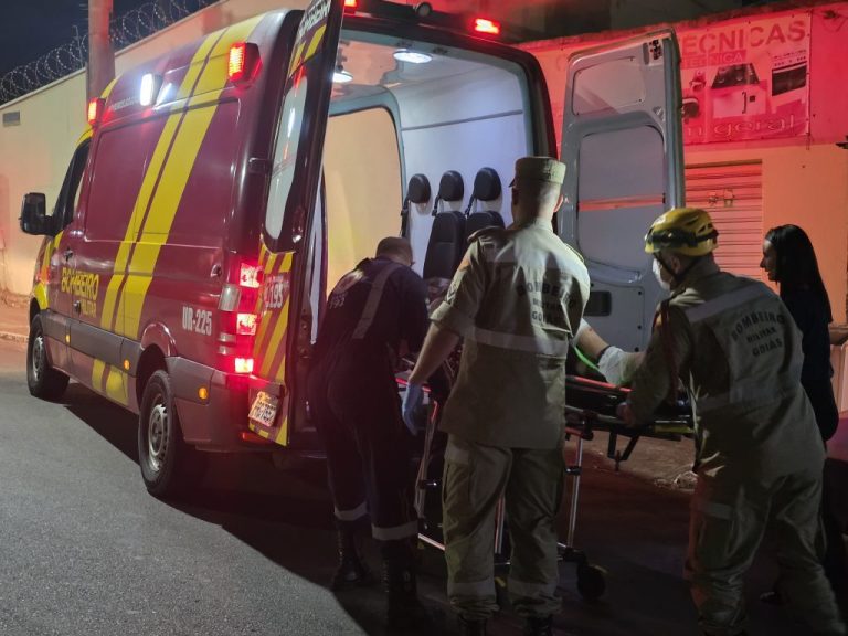 Trabalhador é atropelado enquanto trocava pneu em Catalão