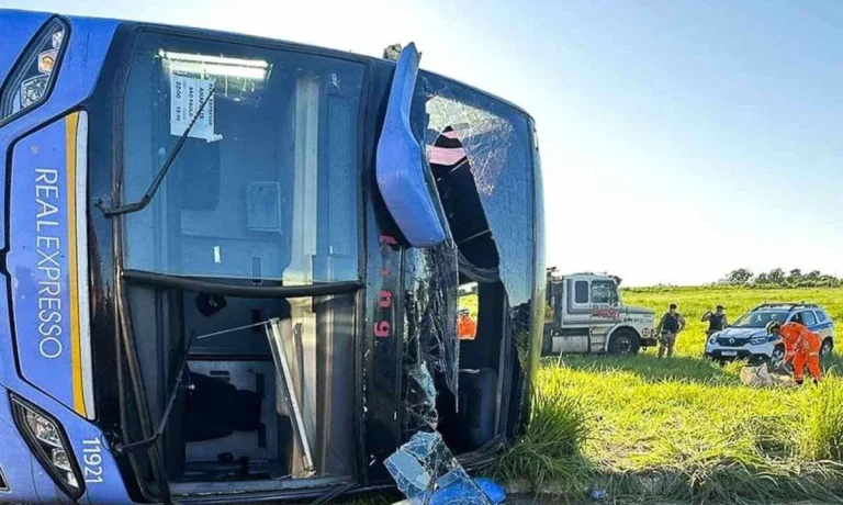 Ônibus que matou 11 pessoas em Araguari já acumulava 24 autuações; maioria por excesso de velocidade
