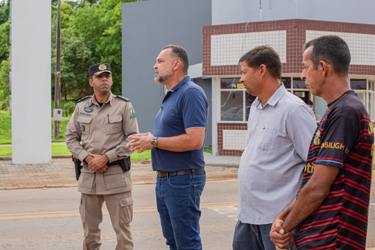 Três Ranchos abre Semana Santa com motocross, shows e muito turismo
