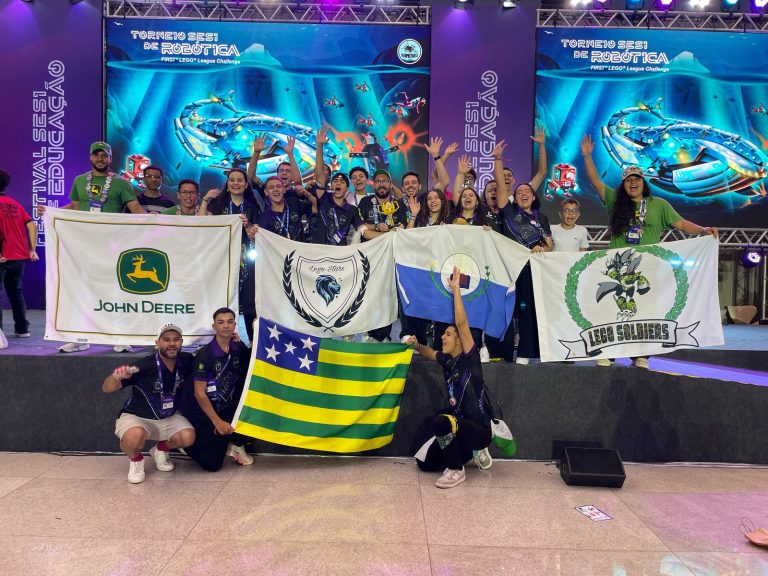 Estudantes de Catalão conquistam vaga em mundial de robótica na África do Sul e buscam apoio para viajar