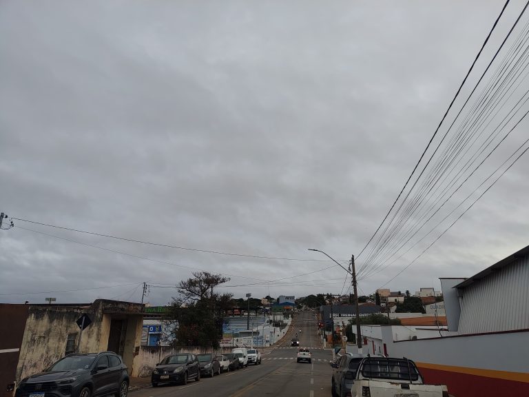 Ar frio de origem polar derruba temperaturas em Catalão e no Sul de Goiás nesta sexta-feira (30)